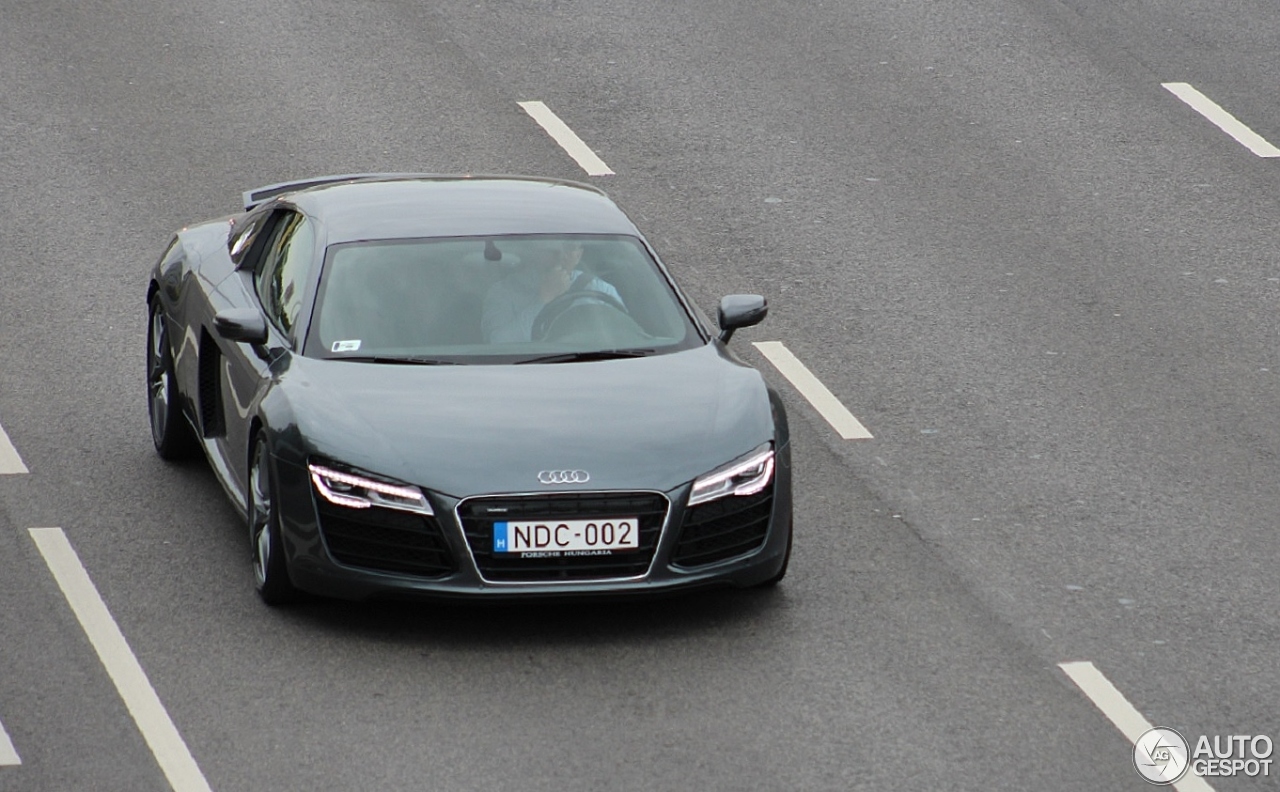 Audi R8 2013