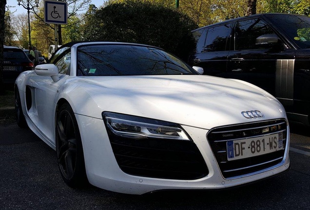 Audi R8 V10 Spyder 2013