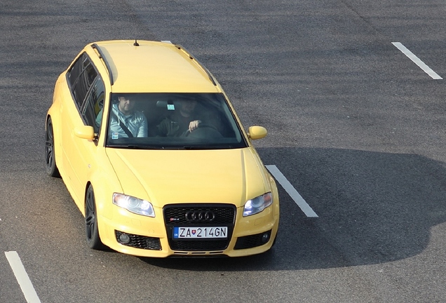 Audi RS4 Avant B7