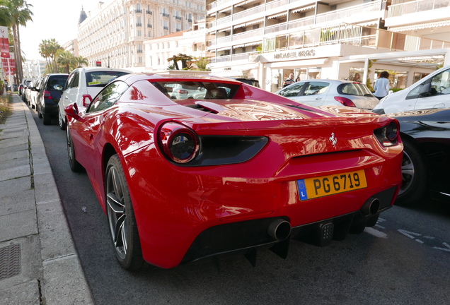 Ferrari 488 Spider