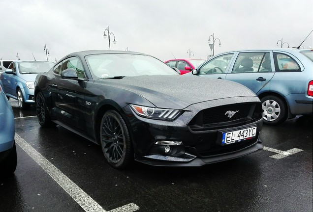 Ford Mustang GT 2015