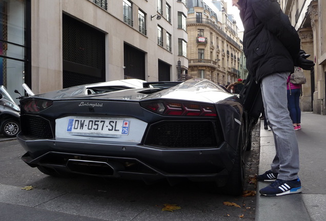 Lamborghini Aventador LP700-4 Roadster