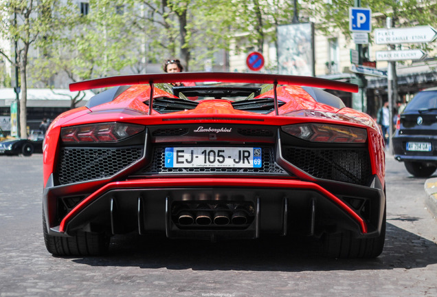 Lamborghini Aventador LP750-4 SuperVeloce Roadster