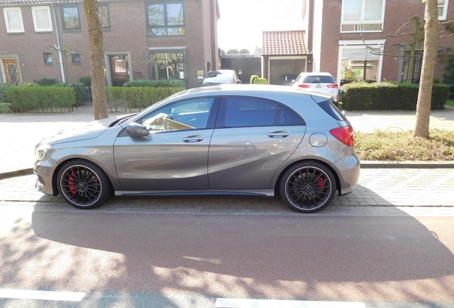 Mercedes-Benz A 45 AMG