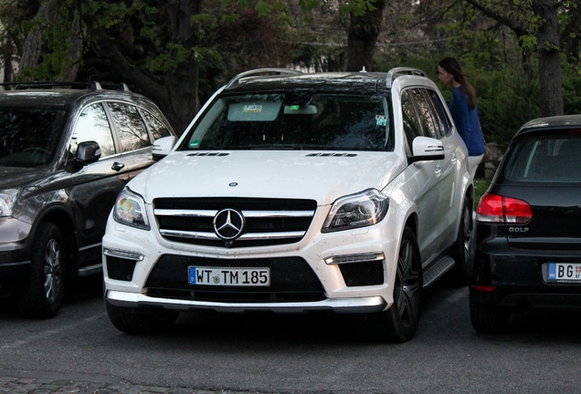 Mercedes-Benz GL 63 AMG X166