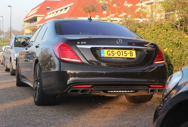 Mercedes-Benz S 65 AMG V222