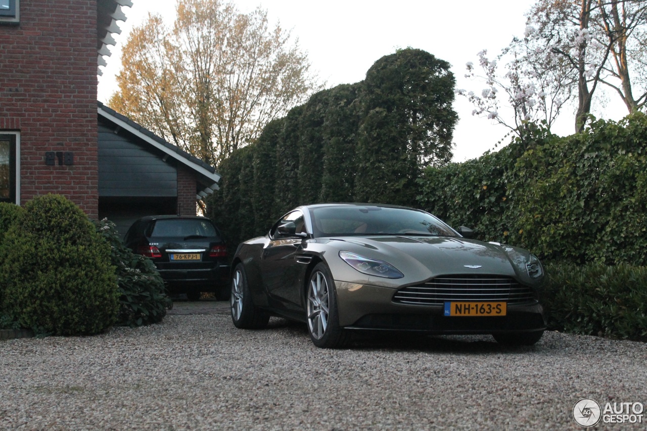 Aston Martin DB11