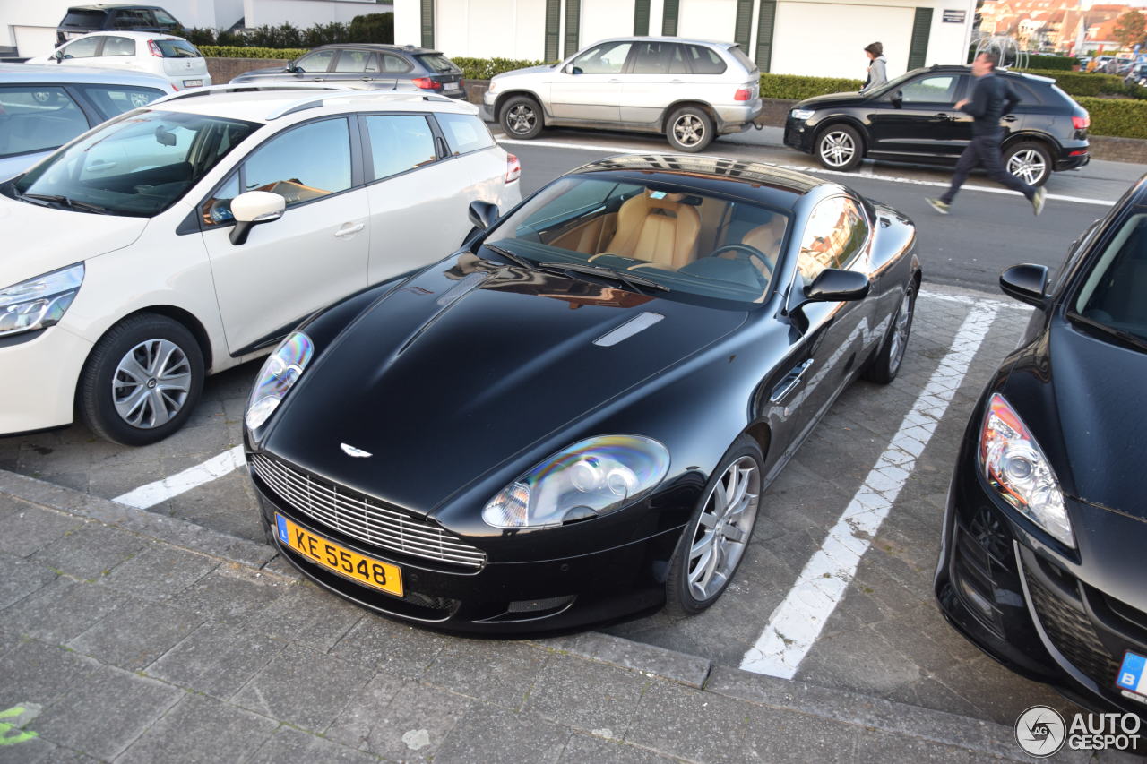 Aston Martin DB9