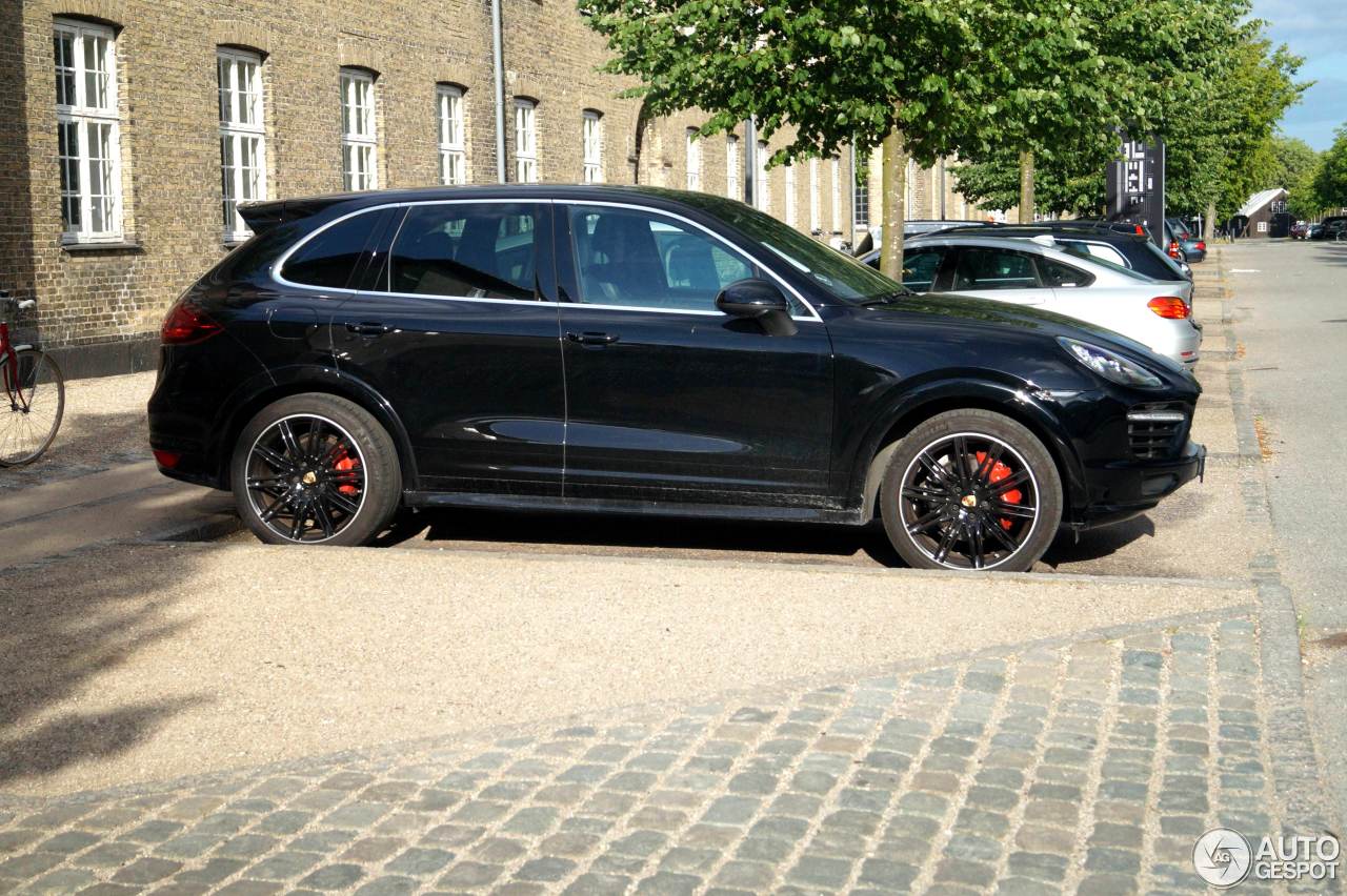 Porsche 958 Cayenne GTS