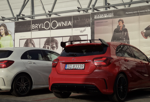 Mercedes-AMG A 45 W176 2015