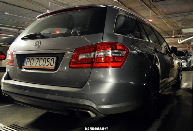 Mercedes-Benz E 63 AMG S212 V8 Biturbo