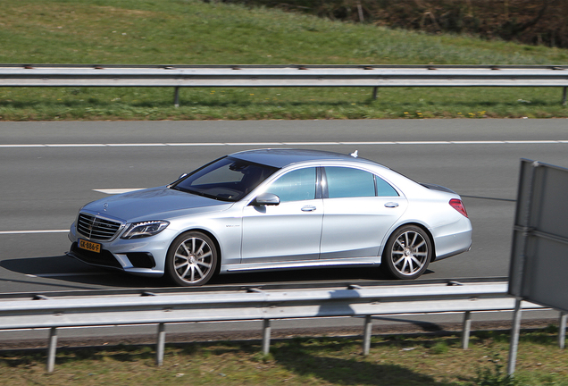 Mercedes-Benz S 63 AMG V222