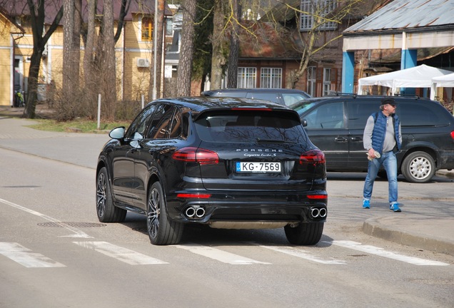 Porsche 958 Cayenne Turbo S MkII