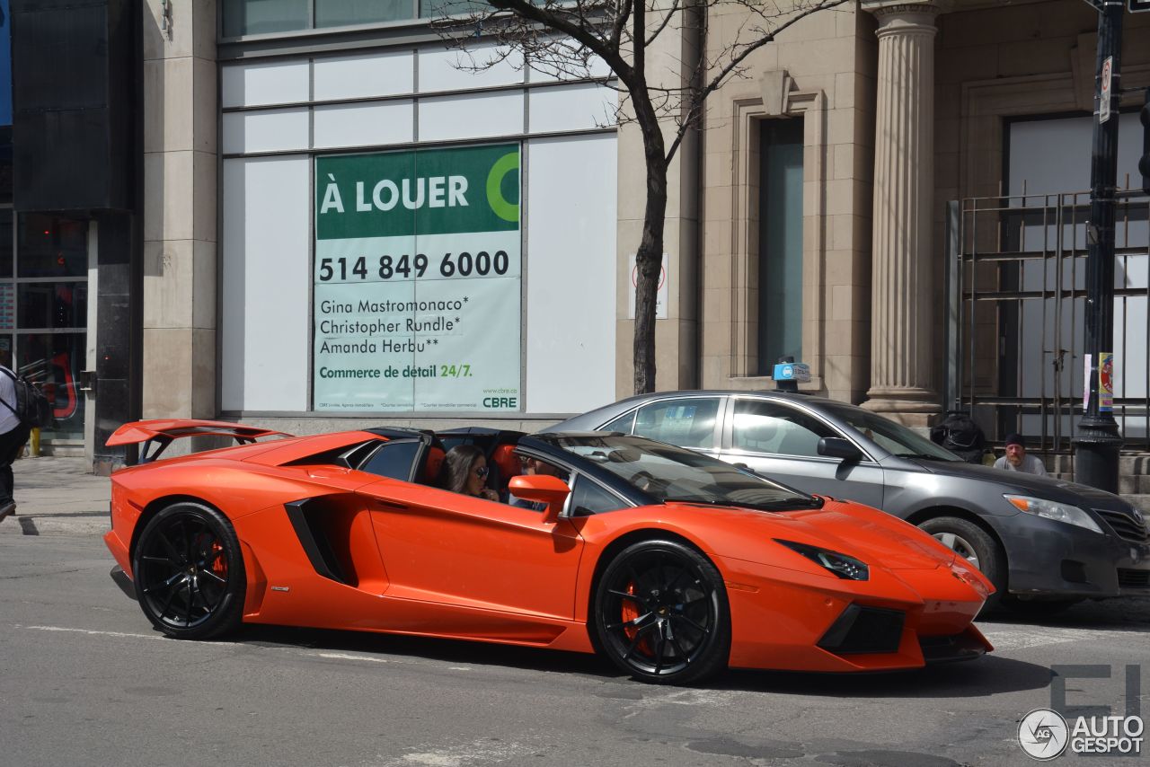 Lamborghini Aventador LP700-4 Roadster