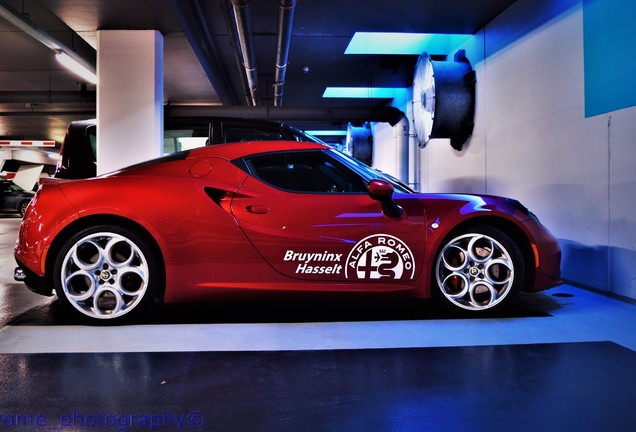 Alfa Romeo 4C Coupé