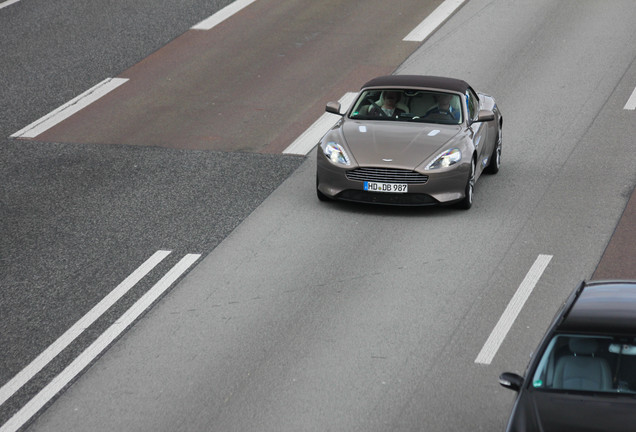 Aston Martin DB9 Volante 2013