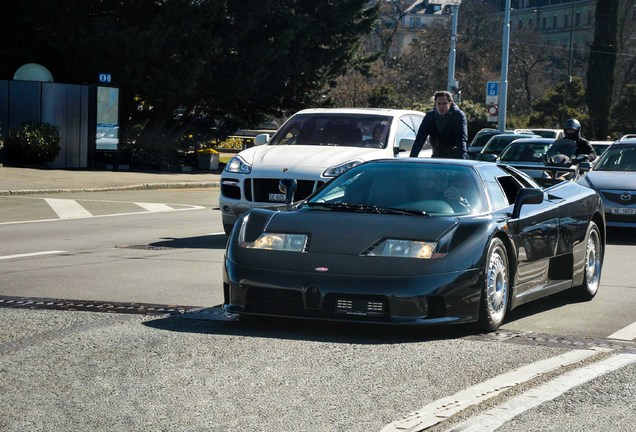 Bugatti EB110 GT