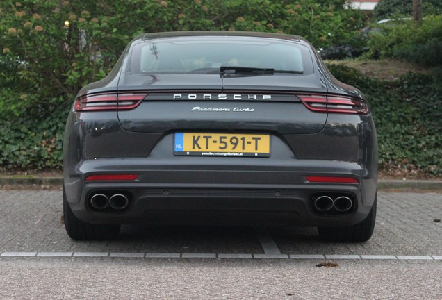 Porsche 971 Panamera Turbo