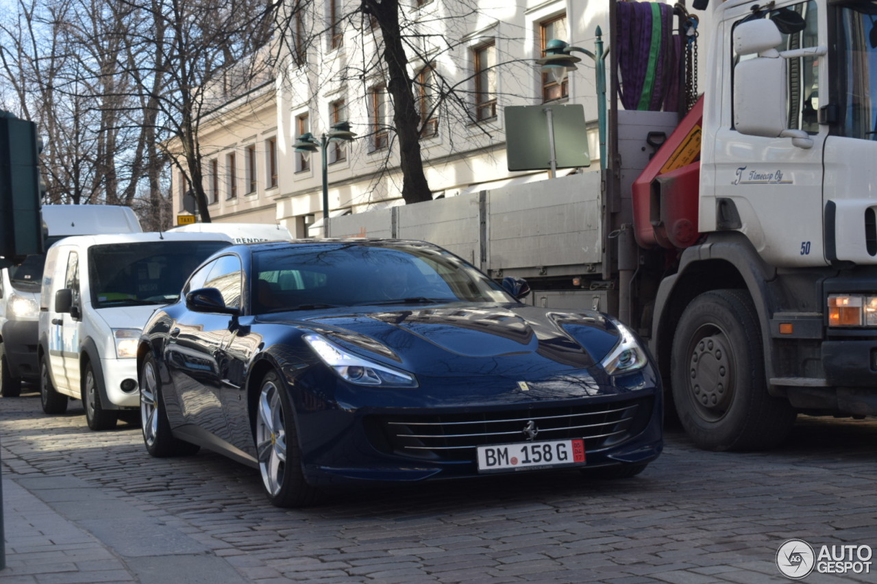 Ferrari GTC4Lusso