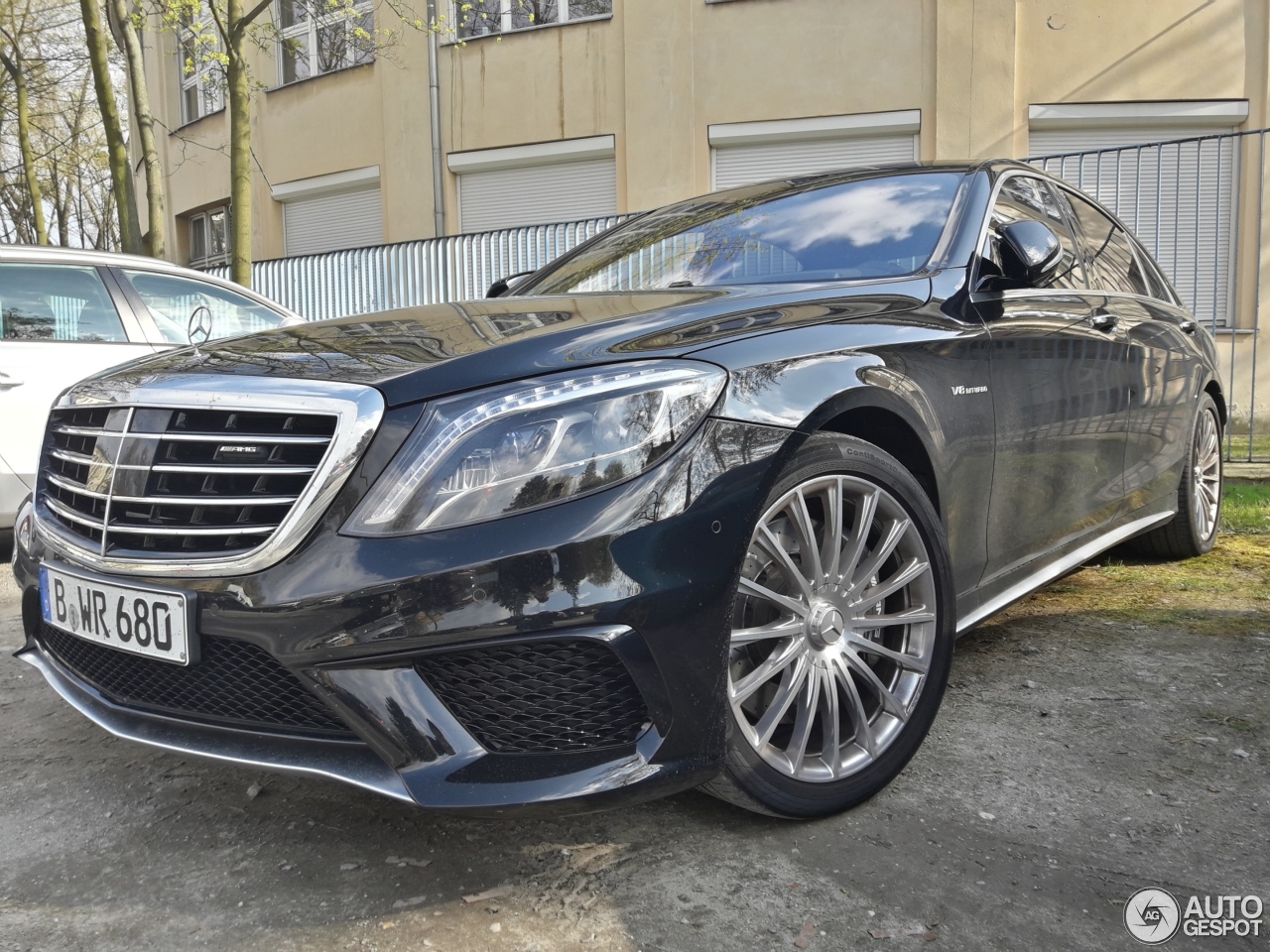 Mercedes-Benz S 63 AMG V222