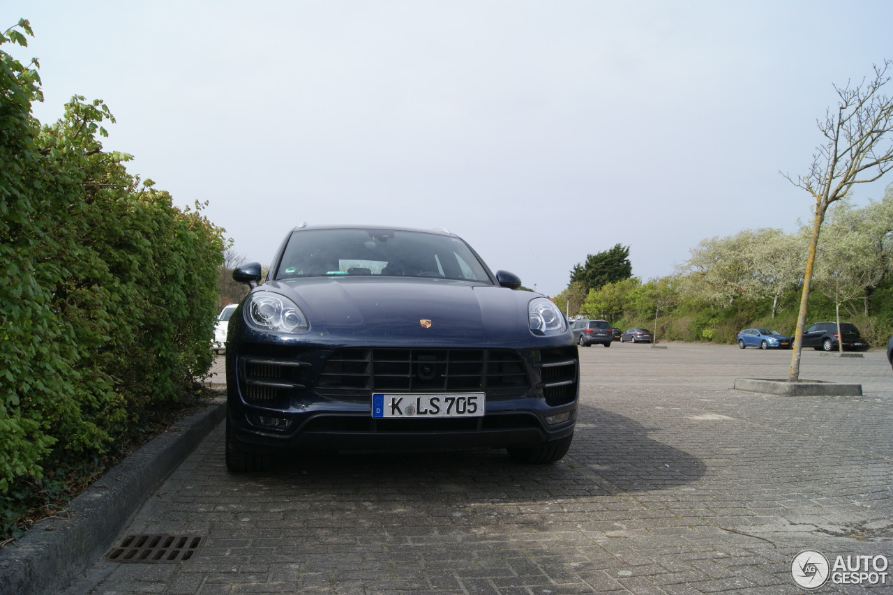 Porsche 95B Macan Turbo