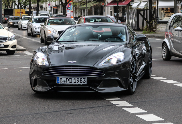 Aston Martin Vanquish 2013