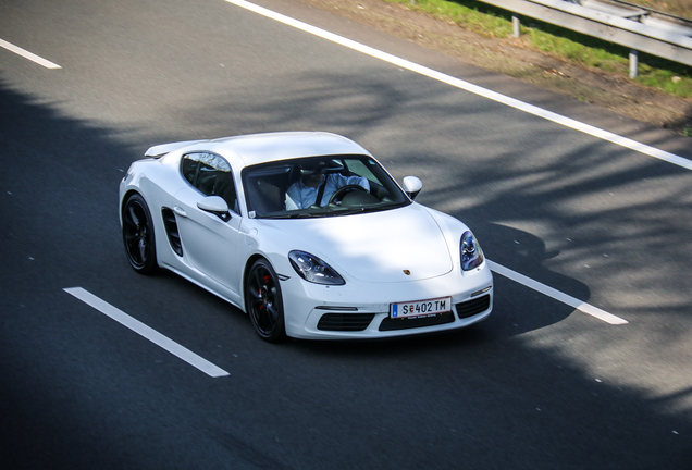 Porsche 718 Cayman S