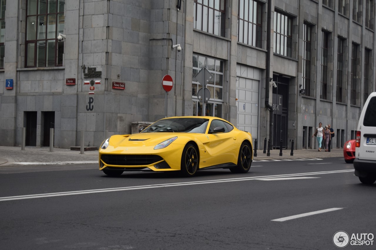 Ferrari F12berlinetta Novitec Rosso