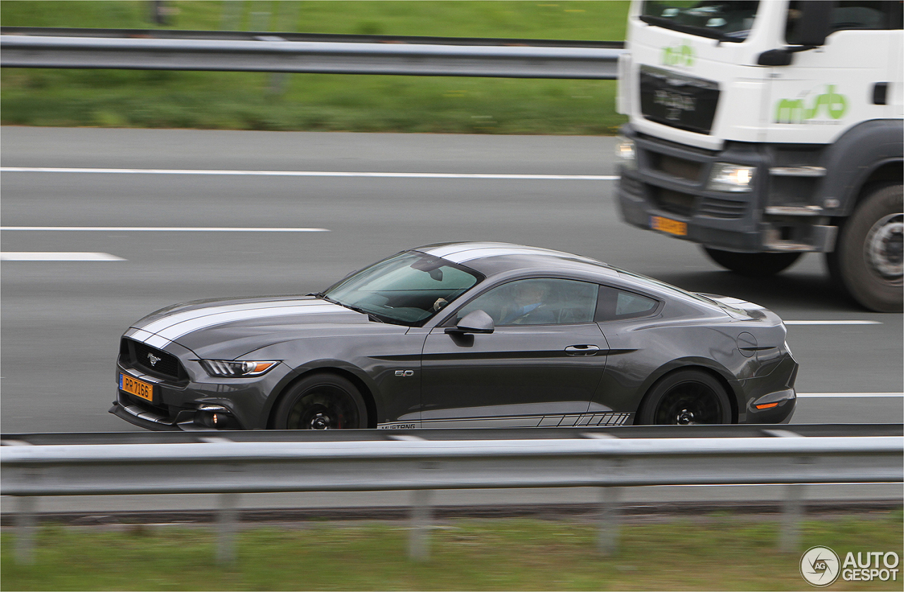 Ford Mustang GT 2015