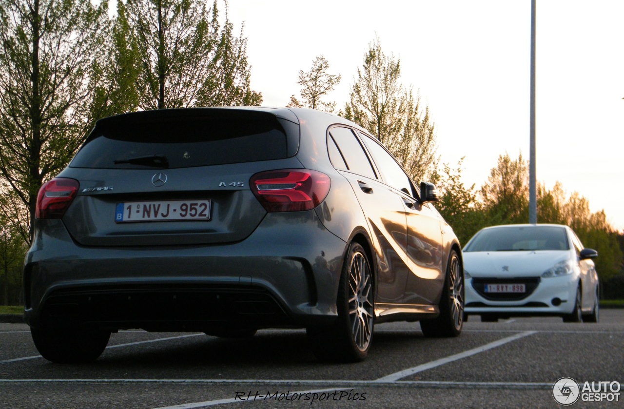 Mercedes-AMG A 45 W176 2015