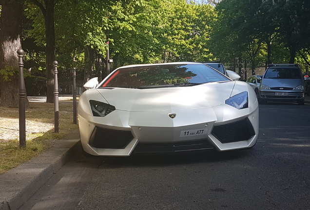 Lamborghini Aventador LP700-4