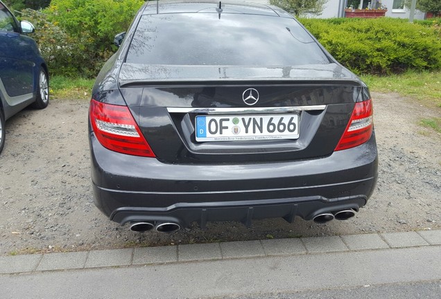 Mercedes-Benz C 63 AMG Coupé