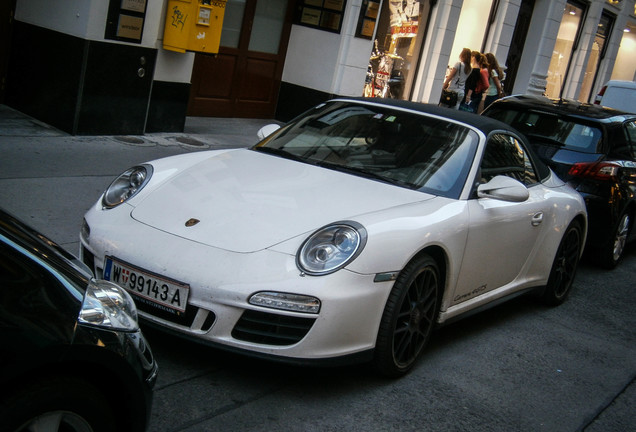 Porsche 997 Carrera 4 GTS Cabriolet