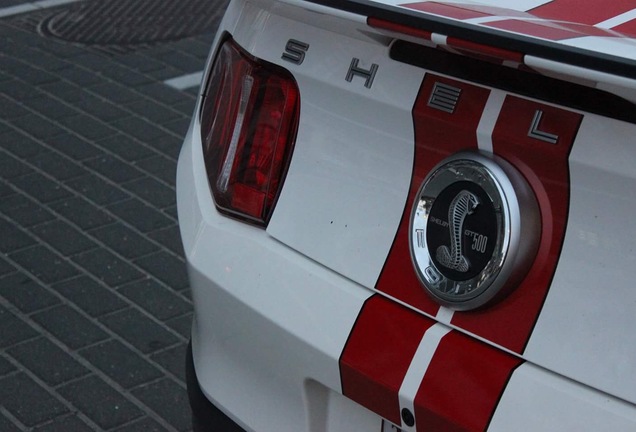 Ford Mustang Shelby GT500 Convertible 2010