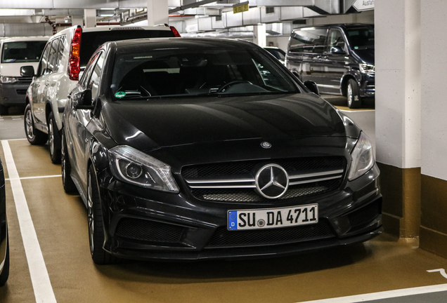 Mercedes-Benz A 45 AMG