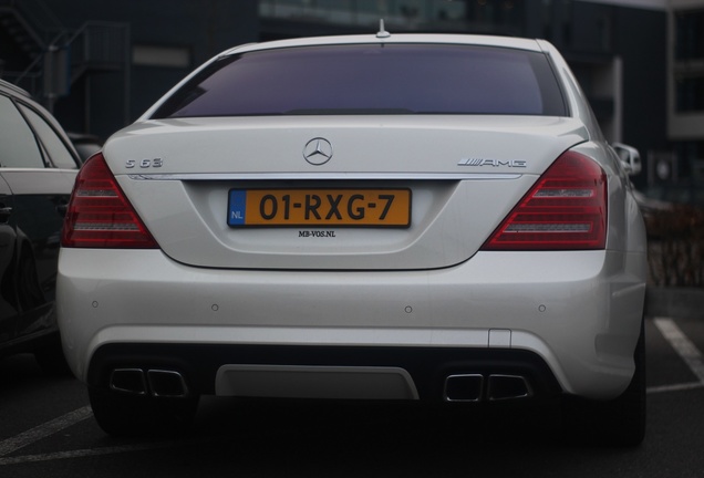 Mercedes-Benz S 63 AMG W221 2011