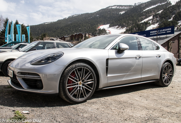 Porsche 971 Panamera Turbo