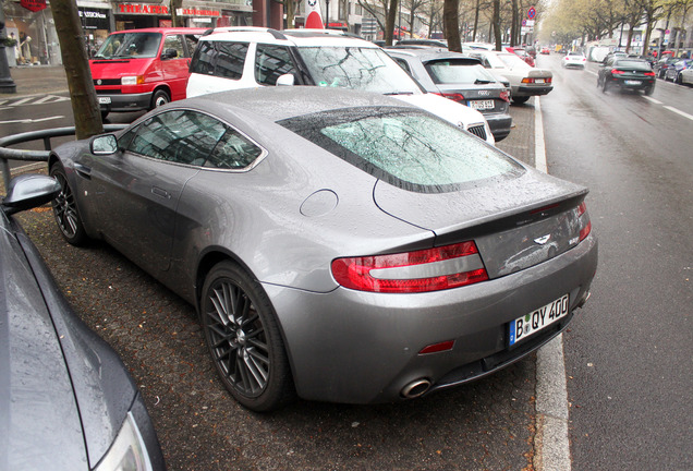 Aston Martin V8 Vantage