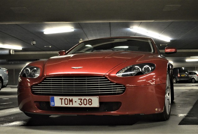 Aston Martin V8 Vantage