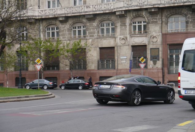 Aston Martin Virage 2011