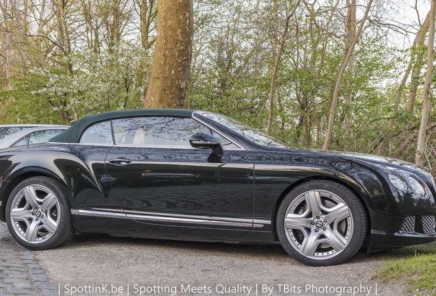 Bentley Continental GTC 2012