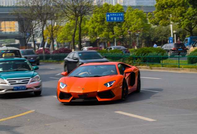 Lamborghini Aventador LP700-4