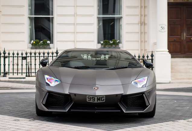 Lamborghini Aventador LP700-4