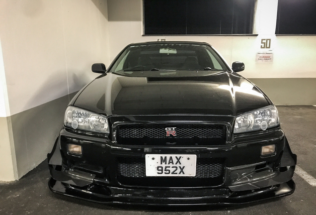 Nissan Skyline R34 GT-R