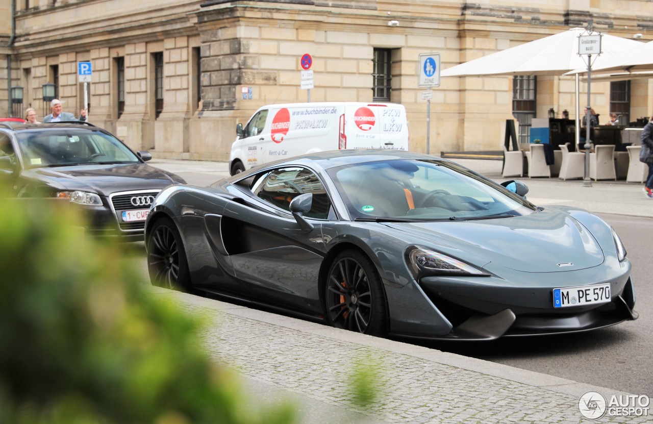 McLaren 570S