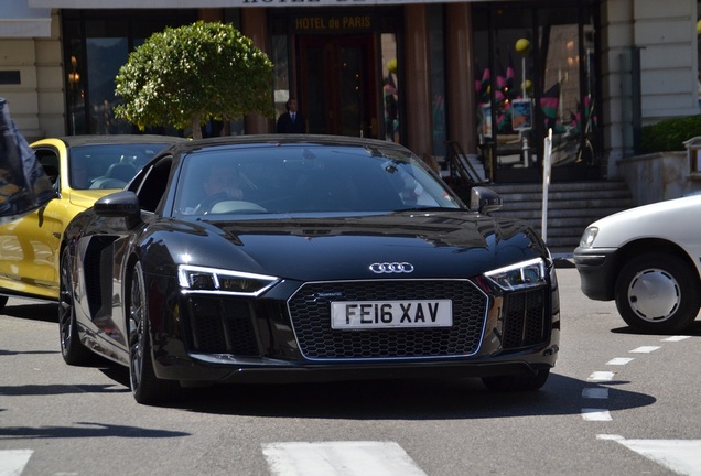 Audi R8 V10 Plus 2015