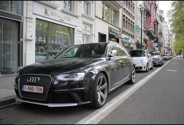 Audi RS4 Avant B8