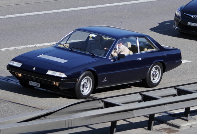 Ferrari 365 GT4 2+2