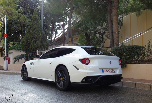 Ferrari FF