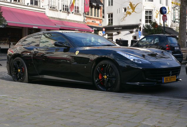 Ferrari GTC4Lusso